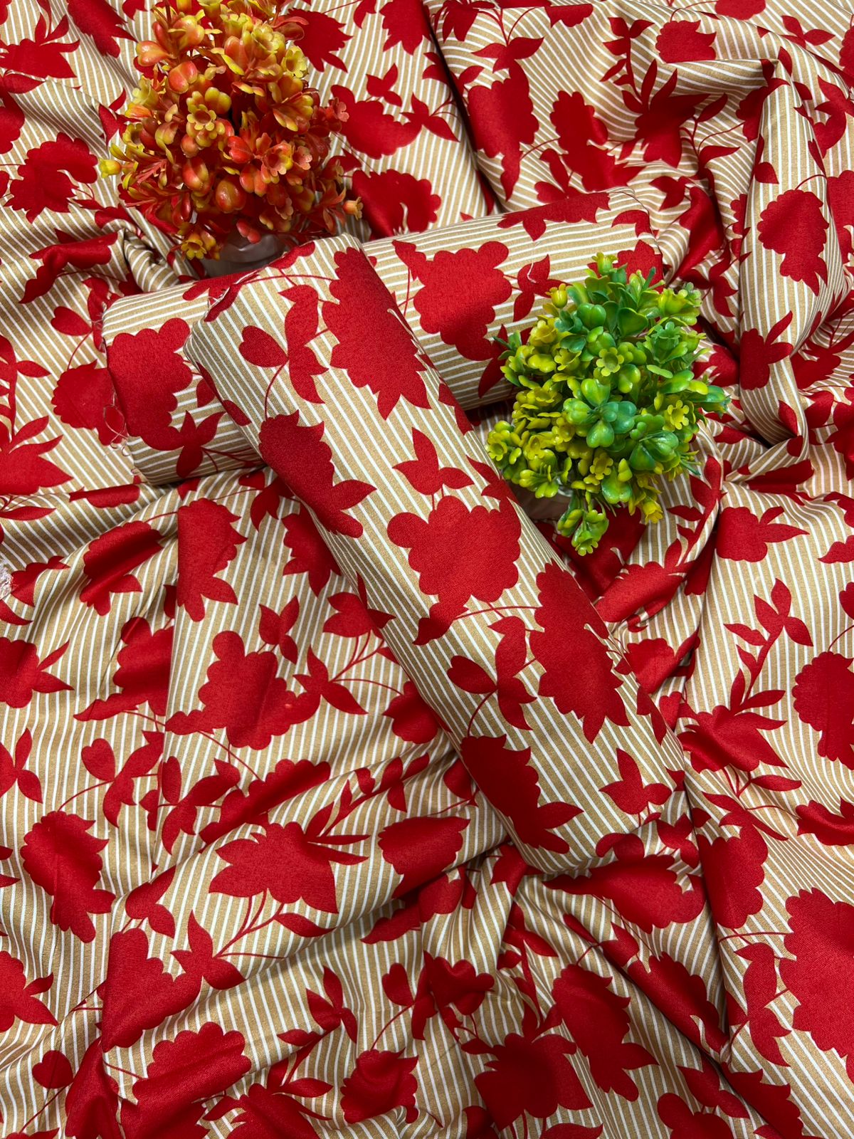 Winter Women Unstitched Suit - 2pcs - WWU063