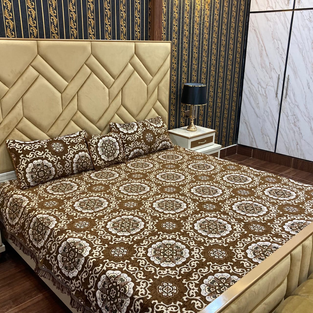 Appish Bridal Velvet Bed Sheet Set - 4pcs - ABB030