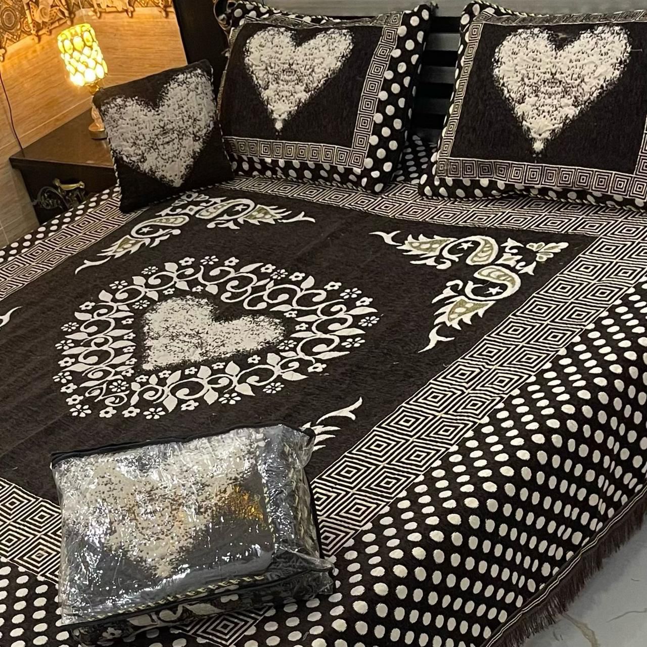 Appish Bridal Velvet Bed Sheet Set - 4pcs - ABB06