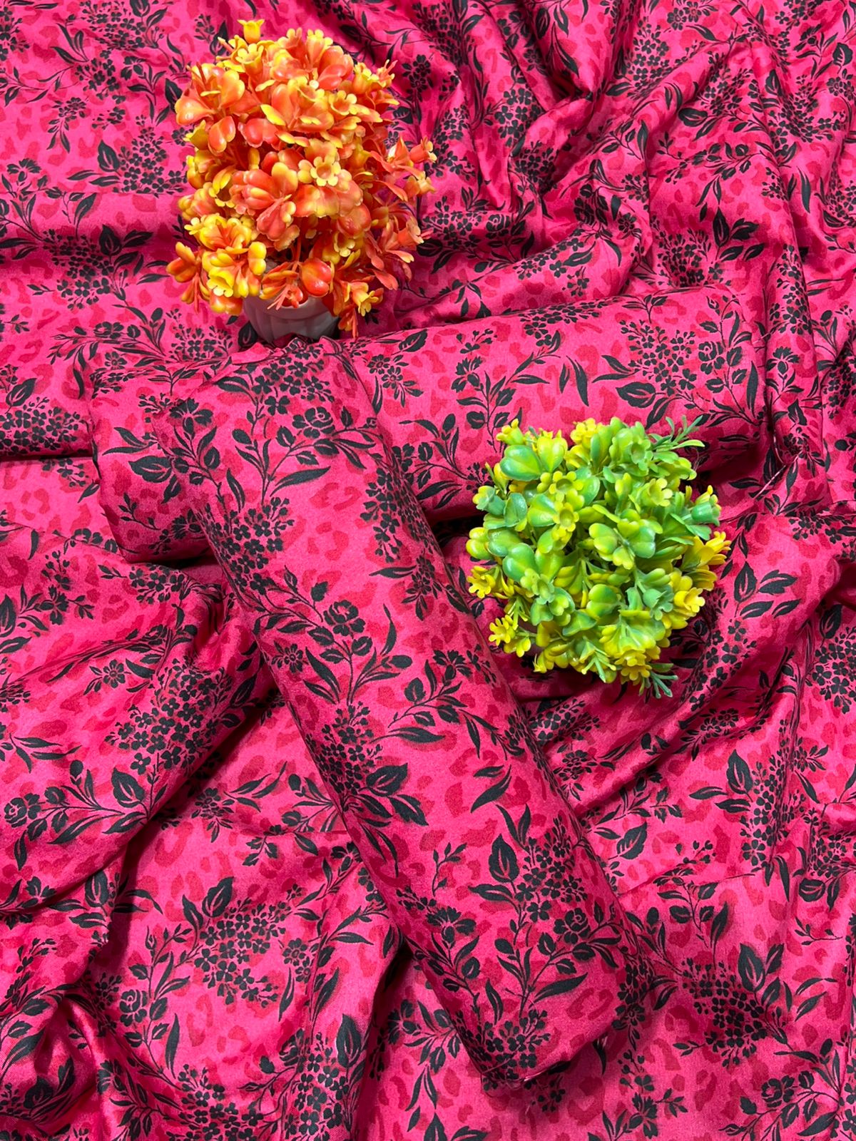 Winter Women Unstitched Suit - 2pcs - WWU086