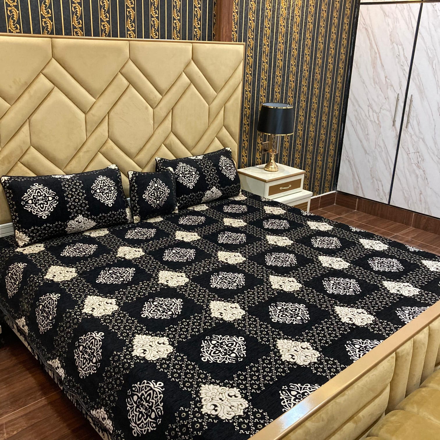 Appish Bridal Velvet Bed Sheet Set - 4pcs - ABB026