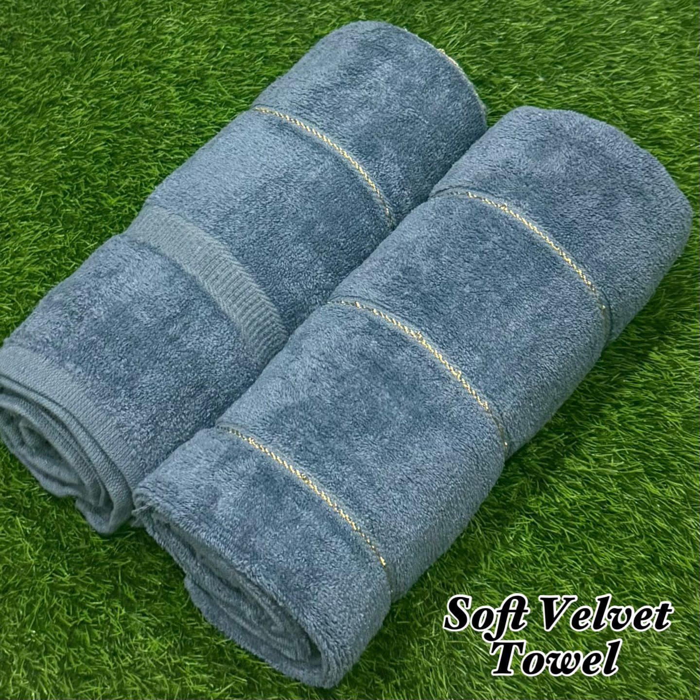 2Pcs Soft Velvet Bathroom Towel Pair – Ultra Absorbent & Premium Quality