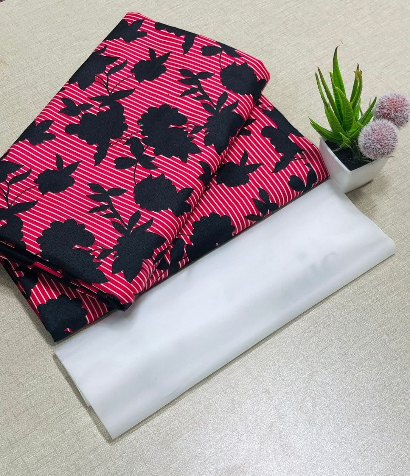 Winter Women Unstitched Suit - 2pcs - WWU033