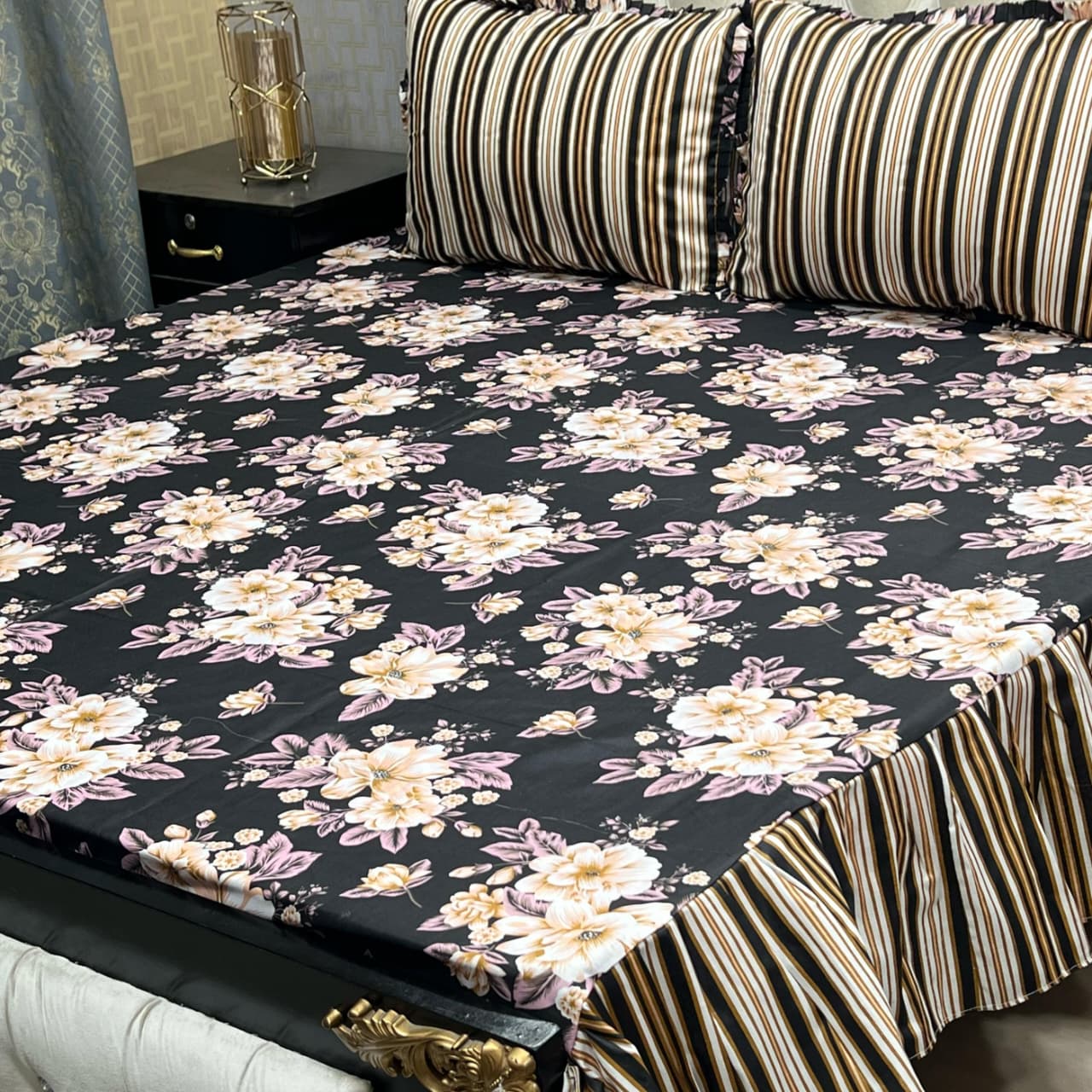 🌸 3 Pcs Cotton Frill Bedsheet Set – Elegant, Soft & Stylish 018