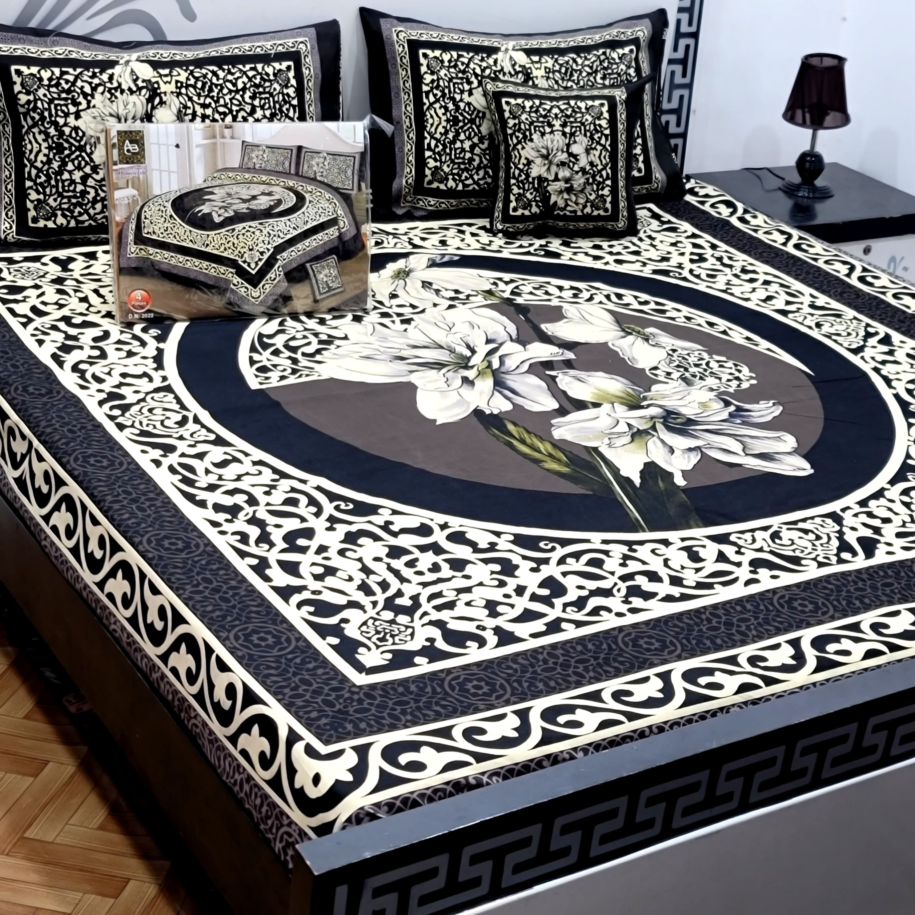 Designer Bed Sheet Set - 4pcs Panel Design