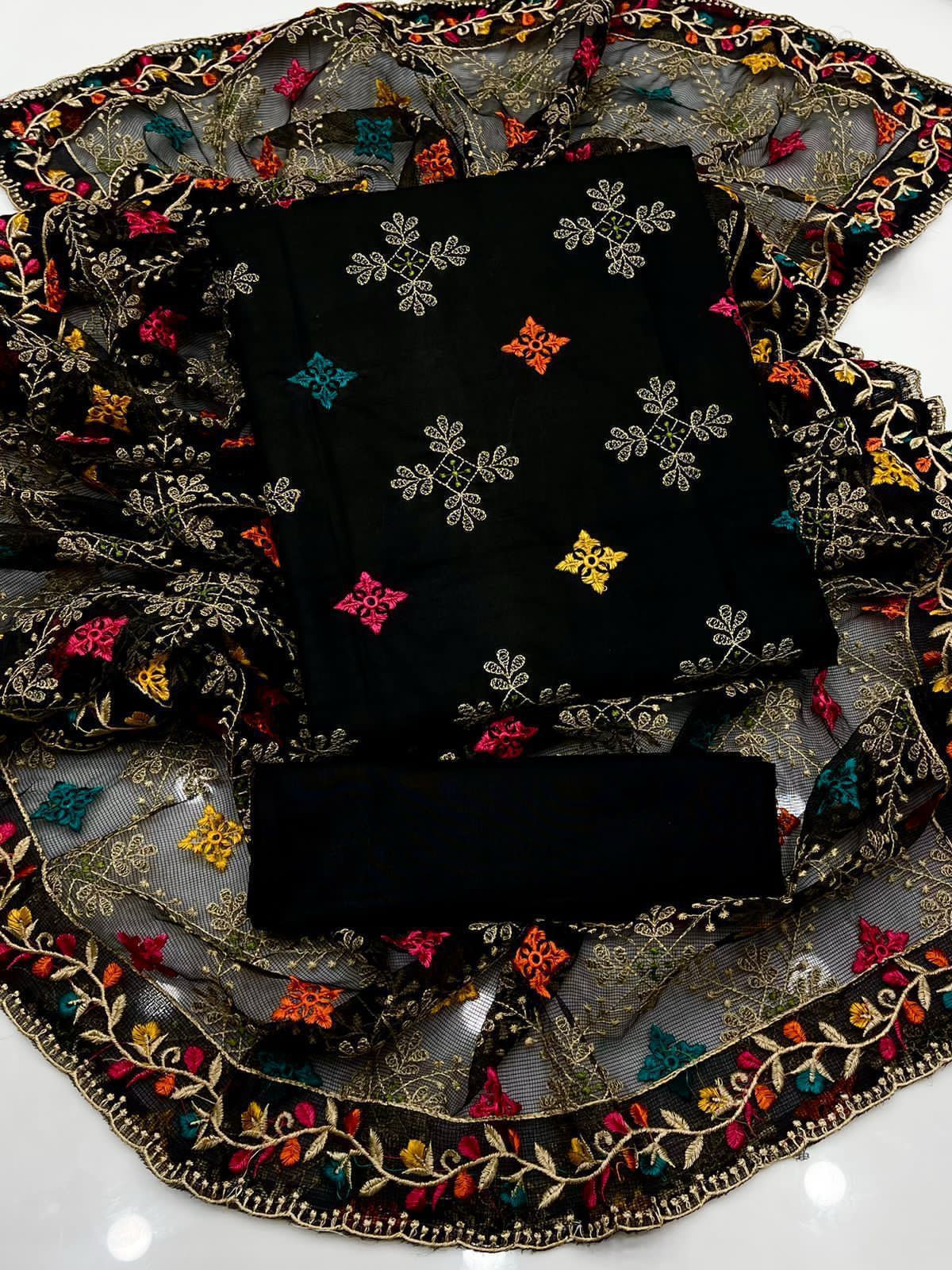 Eid Collection 2K26 – 3 Pcs Lawn /  Hit Traditional Embroidery Suit