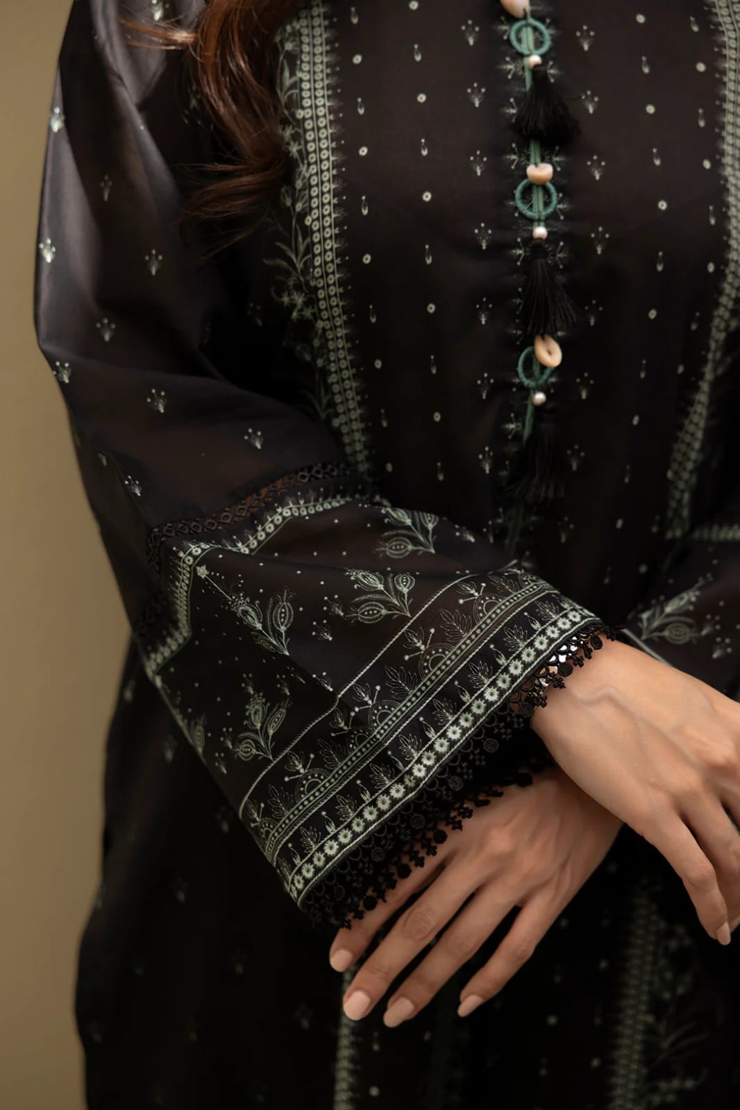 ✨ 3 Pcs Printed Lawn Suit (Unstitched) ✨