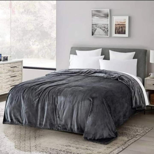 Premium-Season AC Blanket – Soft & Breathable