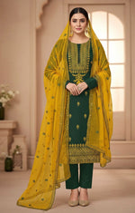 Eid Collection 2K26 – 3 Pcs Lawn / Cotton Hit Traditional Embroidery Suit