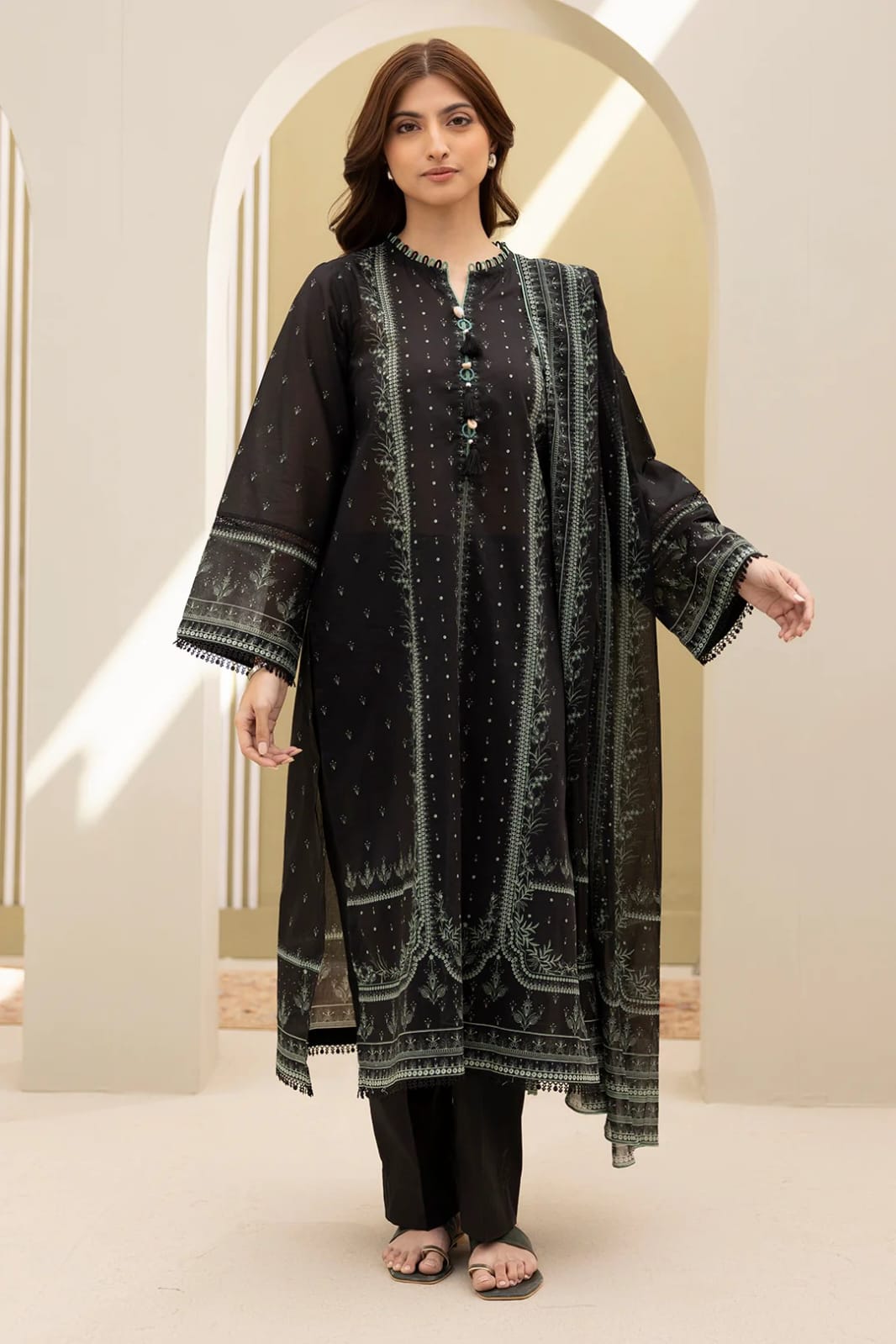 ✨ 3 Pcs Printed Lawn Suit (Unstitched) ✨