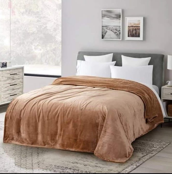 Premium-Season AC Blanket – Soft & Breathable